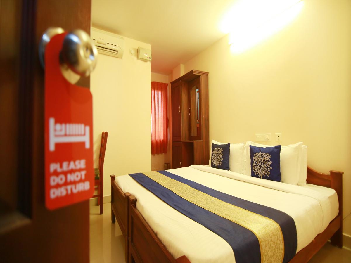Oyo 4824 Hotel Star Kochi Exteriér fotografie