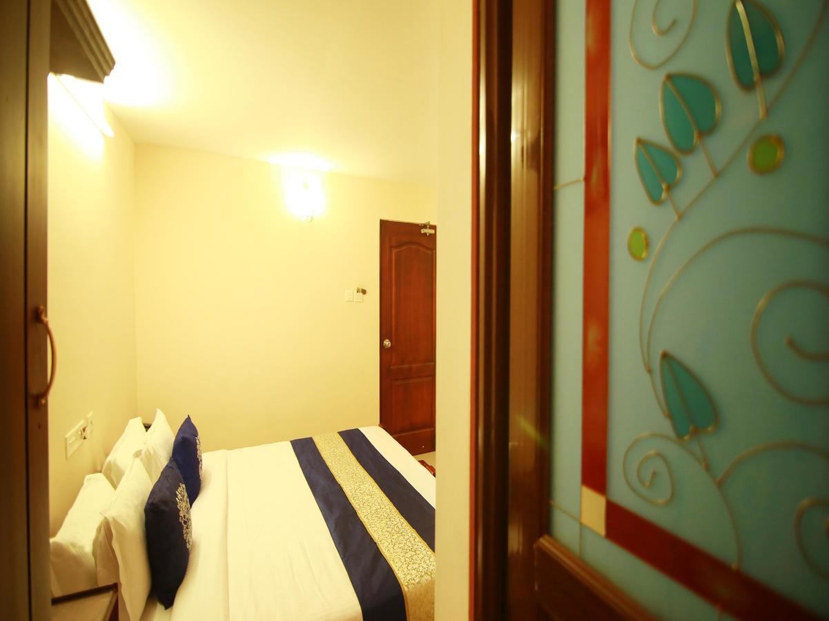 Oyo 4824 Hotel Star Kochi Exteriér fotografie